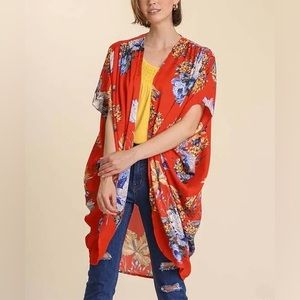Umgee NWT M/L Kimono Red Floral